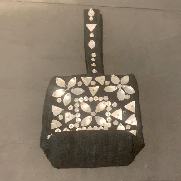 Moyna Seashell Purse/Bag - Picture 1 of 2